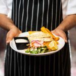 Die Kunst der Präsentation: Wie Sie Ihre Catering-Gerichte in Szene setzen und die Gäste beeindrucken